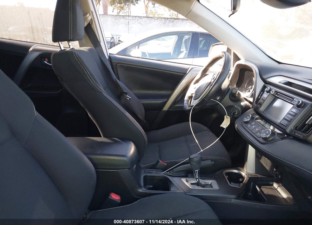 2018 TOYOTA RAV4 XLE VIN: JTMWFREV9JJ732690