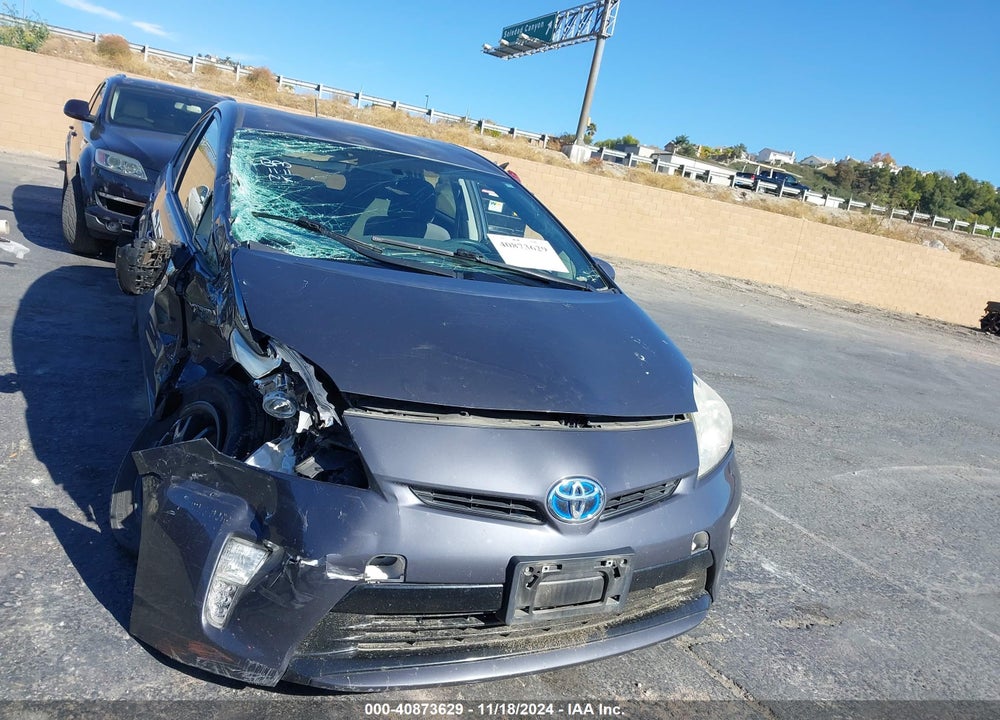 2015 TOYOTA PRIUS VIN: JTDKN3DU6F2002325