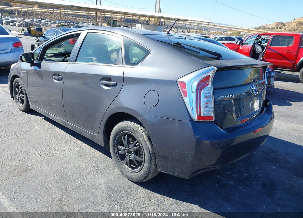 2015 TOYOTA PRIUS VIN: JTDKN3DU6F2002325