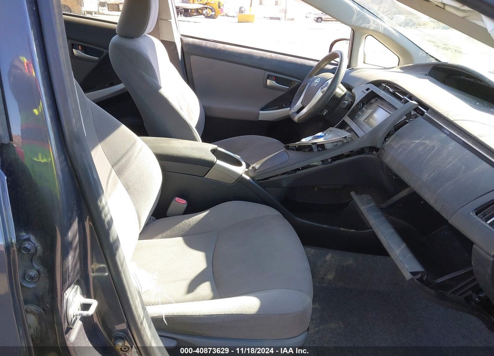 2015 TOYOTA PRIUS VIN: JTDKN3DU6F2002325