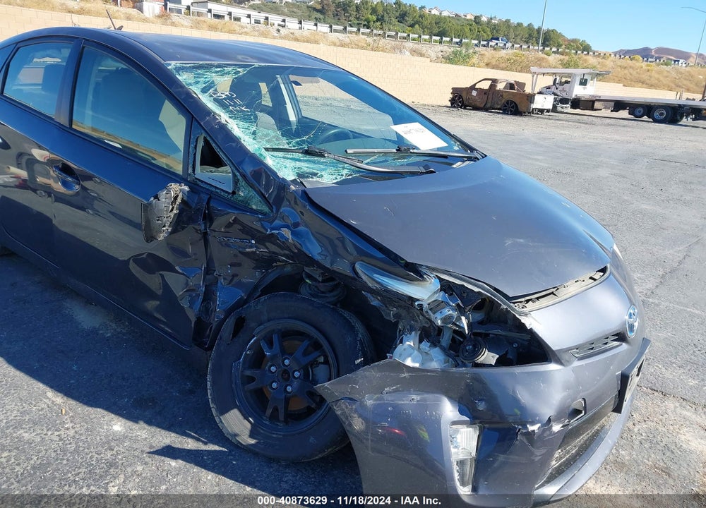 2015 TOYOTA PRIUS VIN: JTDKN3DU6F2002325