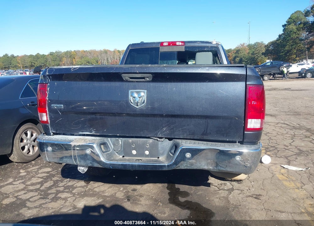 2015 RAM 1500 VIN: 1C6RR6LT0FS567156