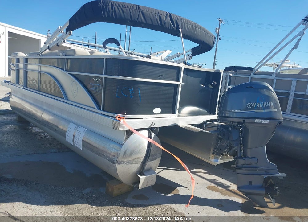 2016 BENNINGTON BOAT VIN: ETWD4138E616