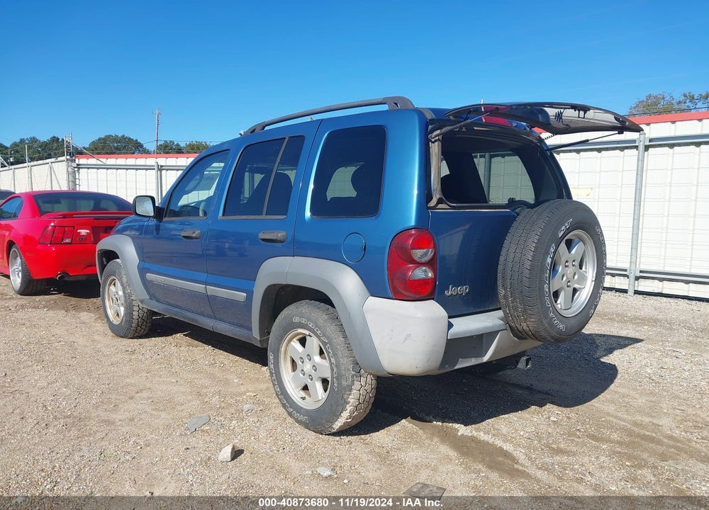 2005 JEEP LIBERTY SPORT VIN: 1J4GK48K05W612820