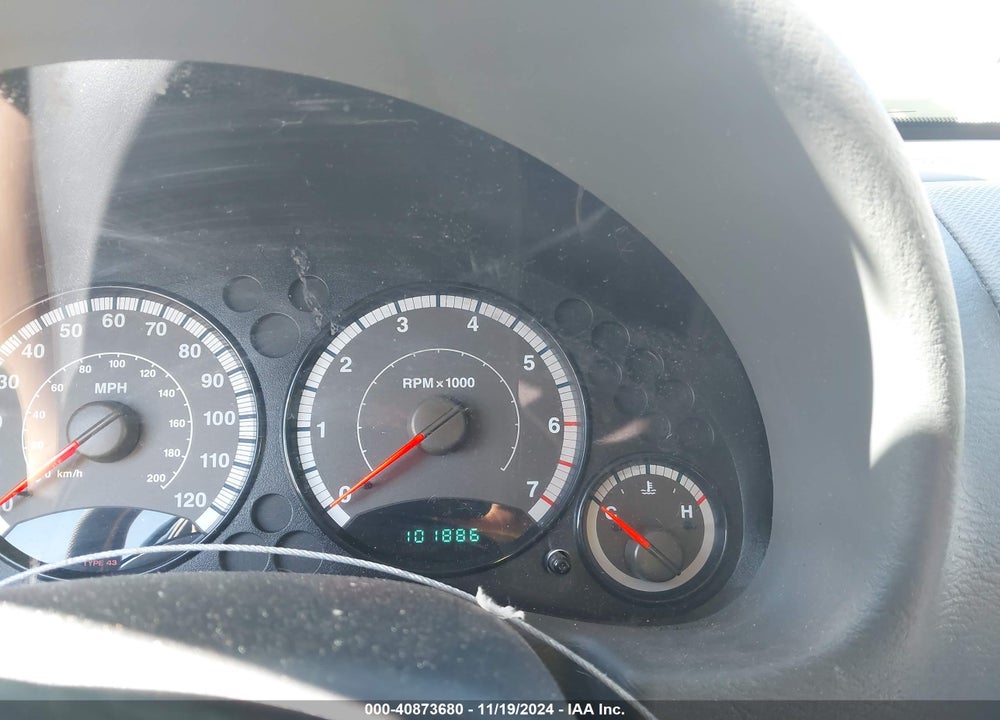 2005 JEEP LIBERTY SPORT VIN: 1J4GK48K05W612820