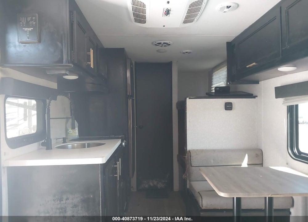 2022 FOREST RIVER OTHER VIN: 5ZT2CKEC5NY023165