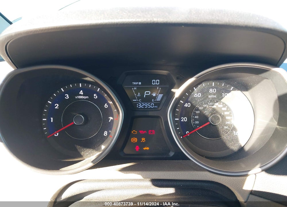 2014 HYUNDAI ELANTRA SE VIN: 5NPDH4AE9EH520364