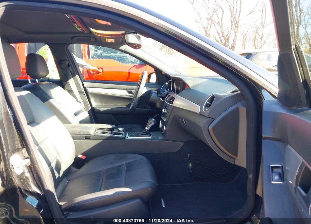 2014 MERCEDES-BENZ C 300 LUXURY 4MATIC/SPORT 4MATIC VIN: WDDGF8AB2ER316150