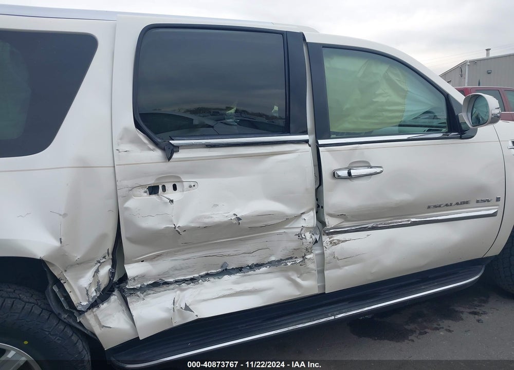 2007 CADILLAC ESCALADE ESV STANDARD VIN: 1GYFK66837R193359