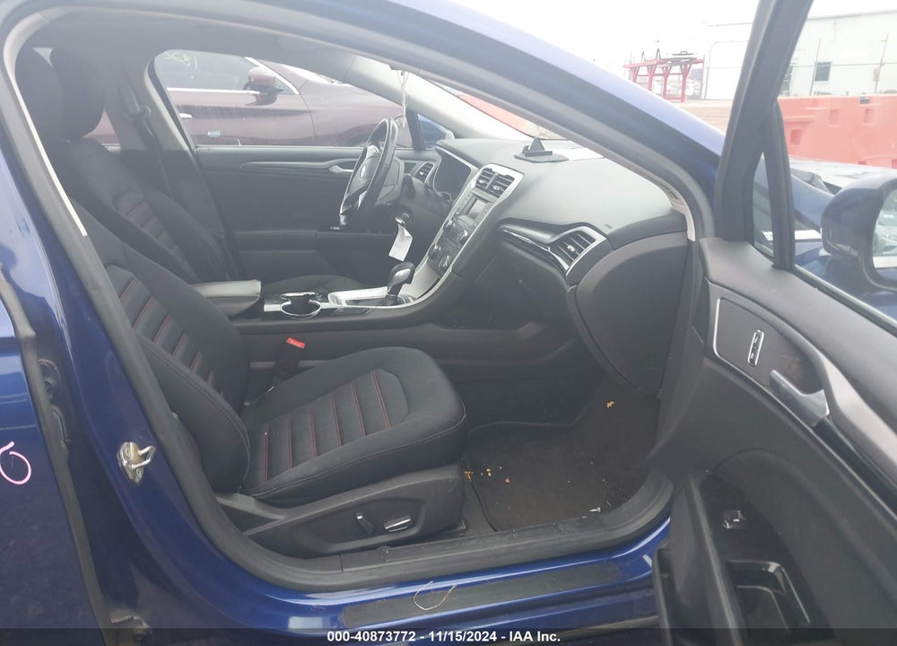 2015 FORD FUSION SE VIN: 3FA6P0H99FR232085
