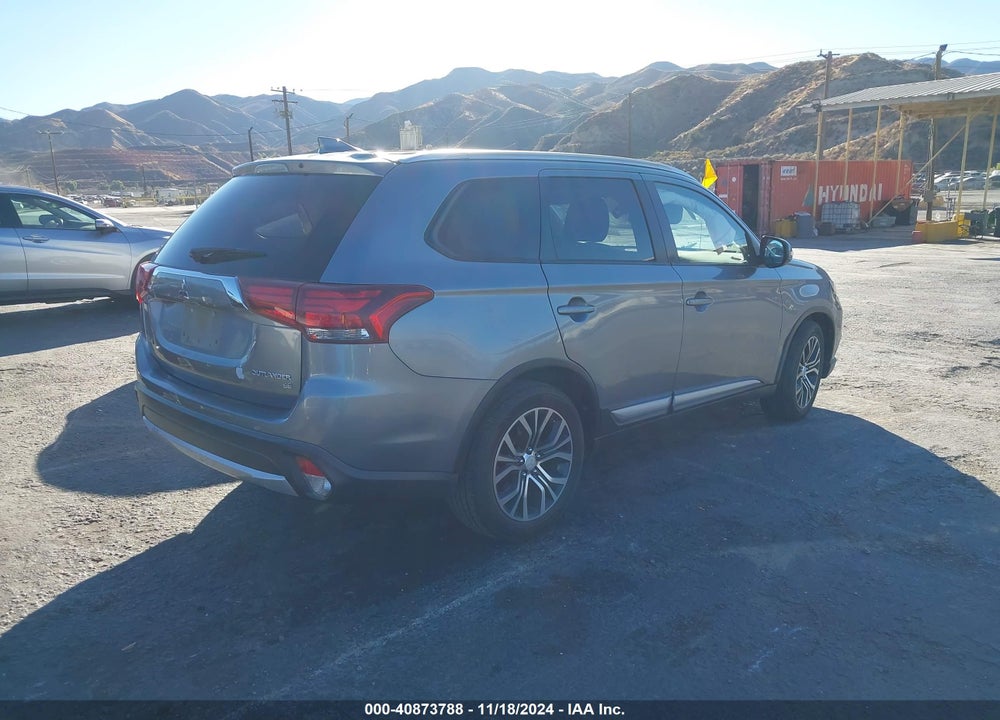 2017 MITSUBISHI OUTLANDER SE VIN: JA4AD3A37HZ021903