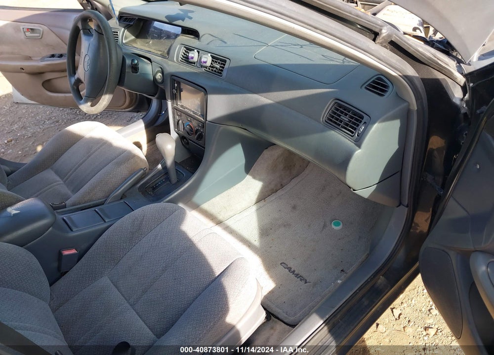 2000 TOYOTA CAMRY LE VIN: JT2BG22K6Y0446298
