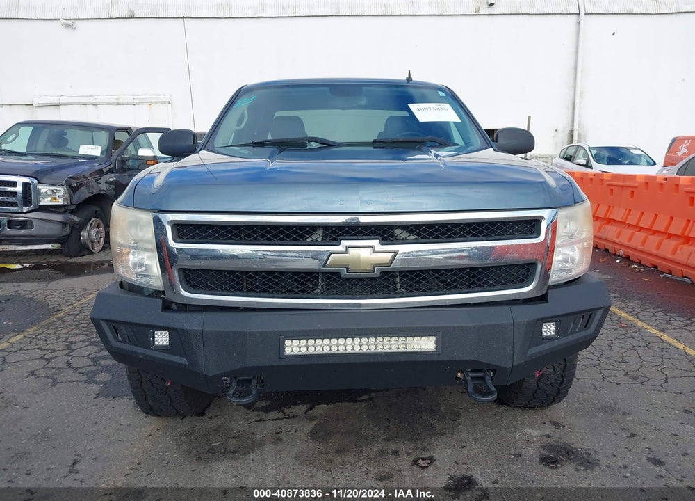 2009 CHEVROLET SILVERADO 1500 LT VIN: 1GCEK29J29Z258858