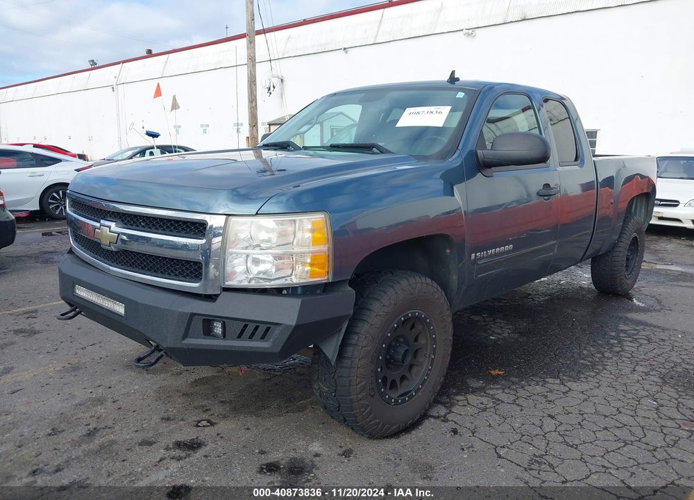 2009 CHEVROLET SILVERADO 1500 LT VIN: 1GCEK29J29Z258858