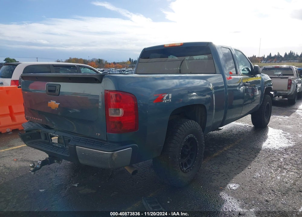 2009 CHEVROLET SILVERADO 1500 LT VIN: 1GCEK29J29Z258858