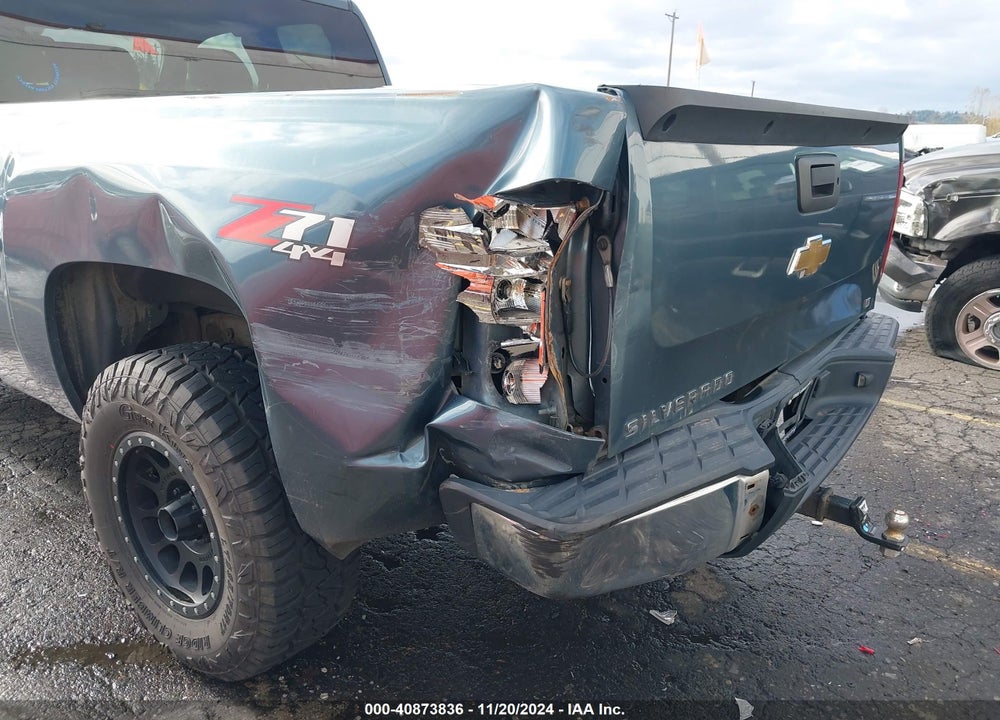 2009 CHEVROLET SILVERADO 1500 LT VIN: 1GCEK29J29Z258858