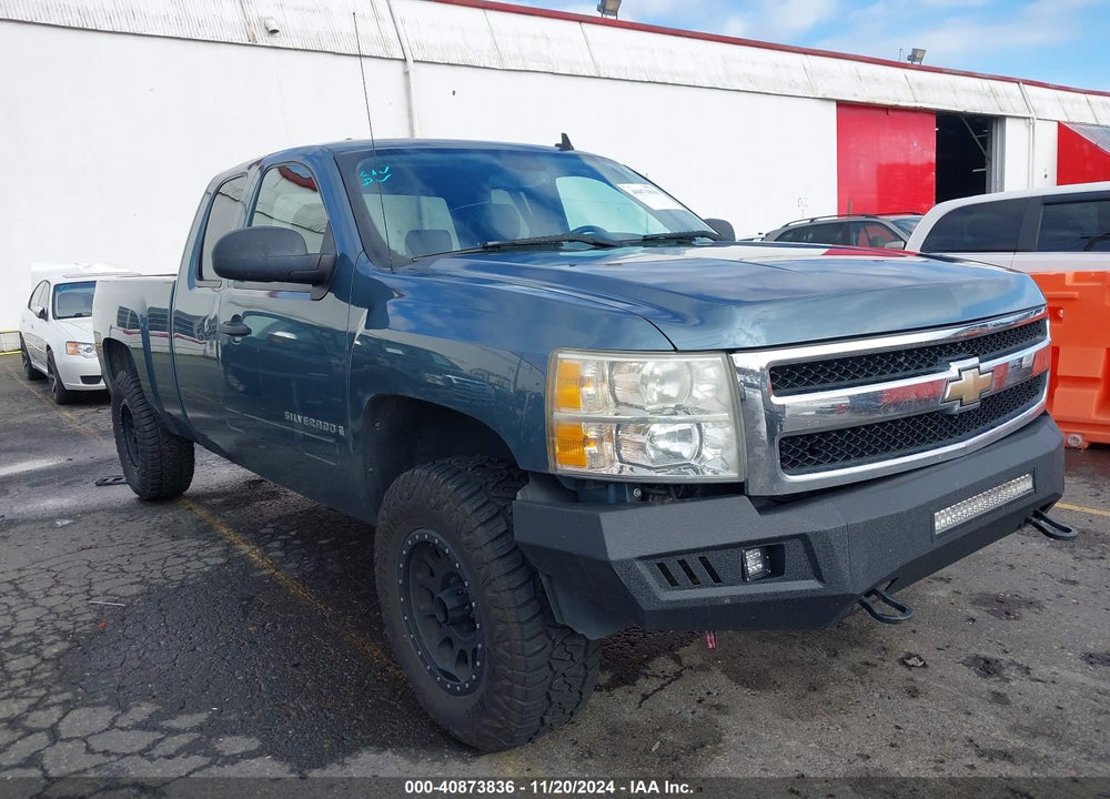 2009 CHEVROLET SILVERADO 1500 LT VIN: 1GCEK29J29Z258858