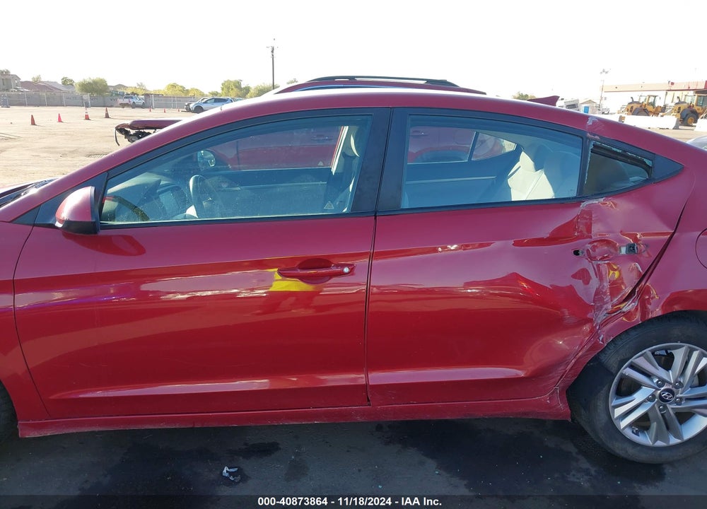 2019 HYUNDAI ELANTRA SEL VIN: KMHD84LF4KU767956