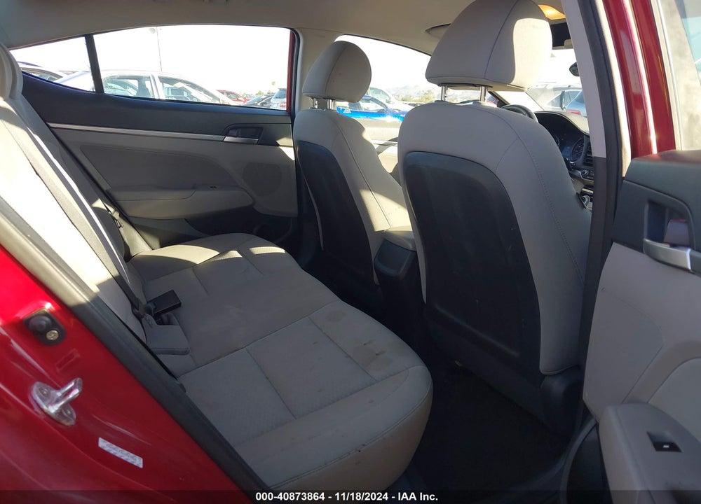 2019 HYUNDAI ELANTRA SEL VIN: KMHD84LF4KU767956