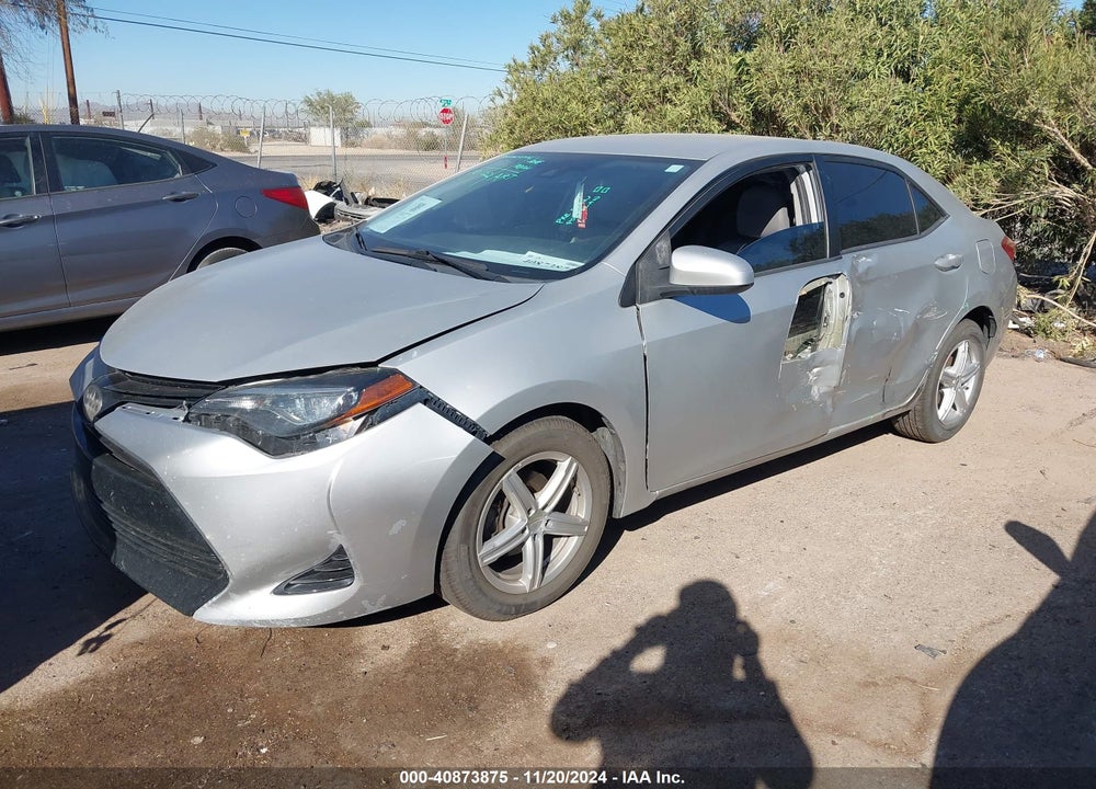 2018 TOYOTA COROLLA LE VIN: 5YFBURHE6JP815487