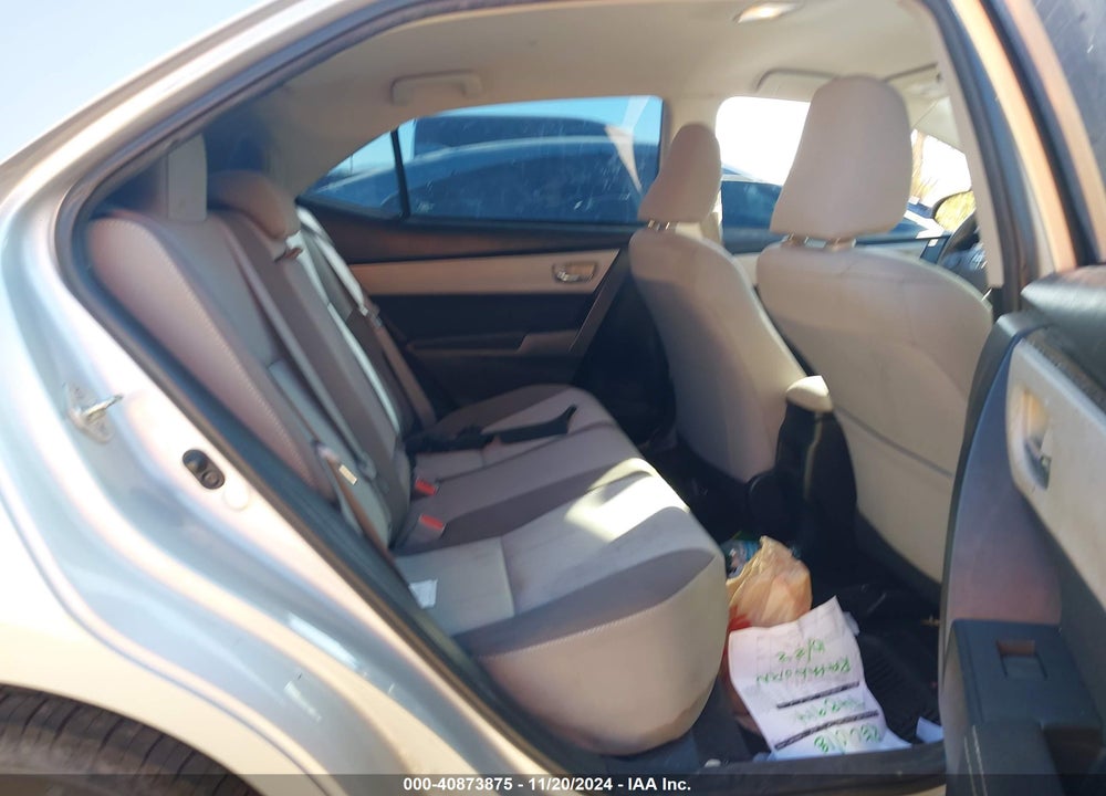 2018 TOYOTA COROLLA LE VIN: 5YFBURHE6JP815487