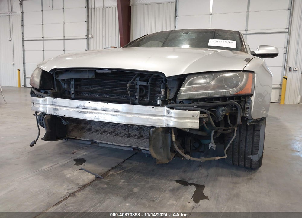 2010 AUDI S5 4.2 PREMIUM PLUS VIN: WAUVVAFR7AA066444