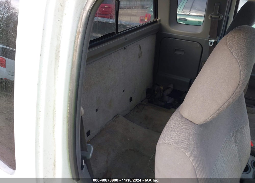 1999 NISSAN FRONTIER SE-V6/XE-V6 VIN: 1N6ED26Y5XC318995