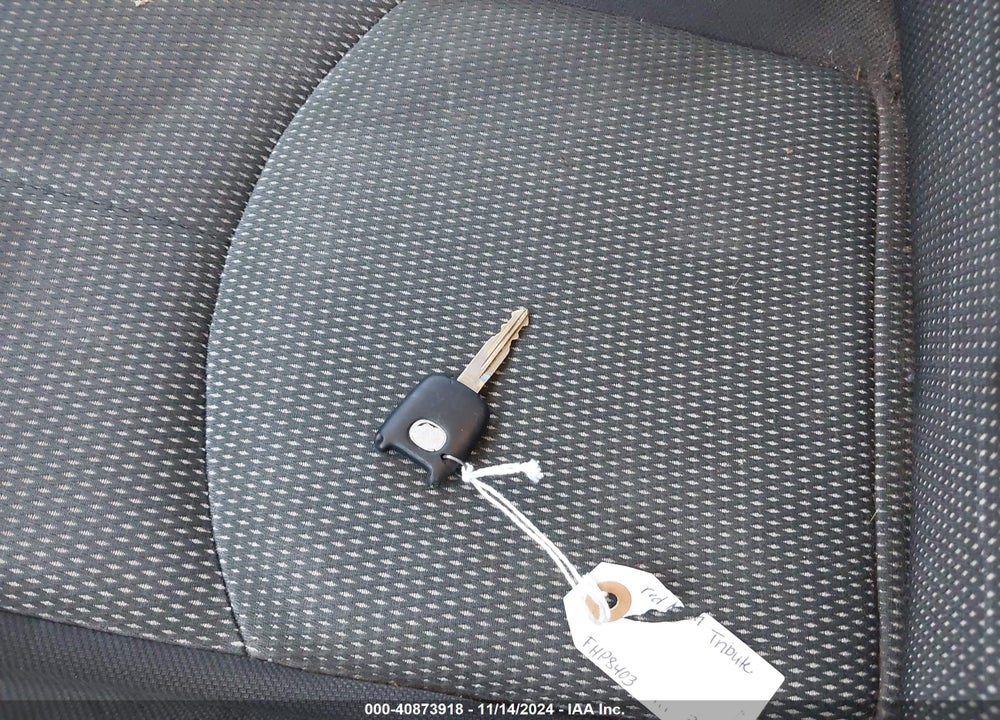 2005 MAZDA TRIBUTE S VIN: 4F2CZ04165KM23201