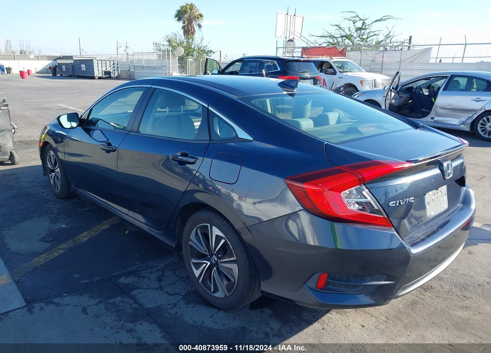 2018 HONDA CIVIC EX-T VIN: JHMFC1F31JX023092