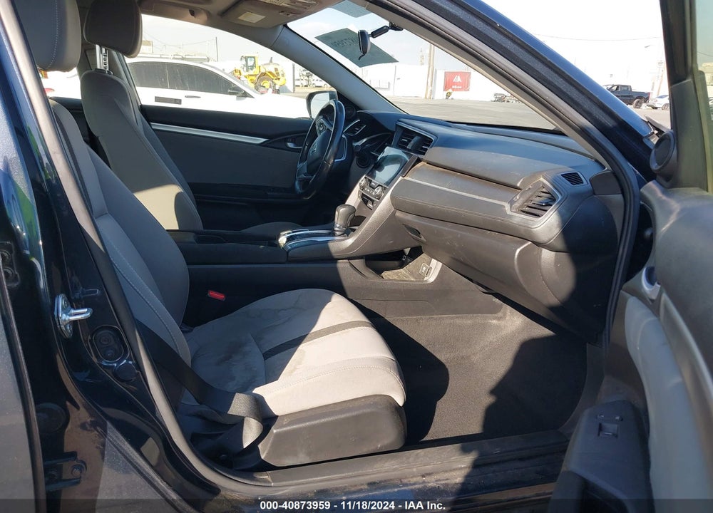 2018 HONDA CIVIC EX-T VIN: JHMFC1F31JX023092