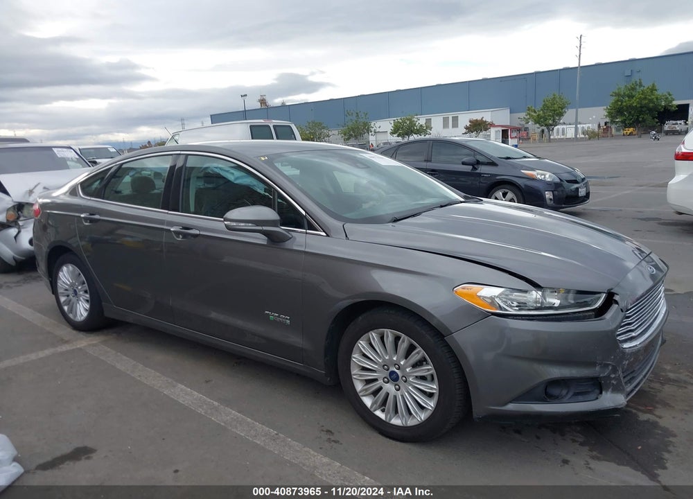2013 FORD FUSION ENERGI SE LUXURY VIN: 3FA6P0PU2DR365824