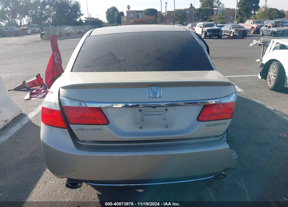 2015 HONDA ACCORD SPORT VIN: 1HGCR2F52FA136121
