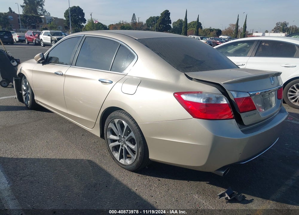 2015 HONDA ACCORD SPORT VIN: 1HGCR2F52FA136121