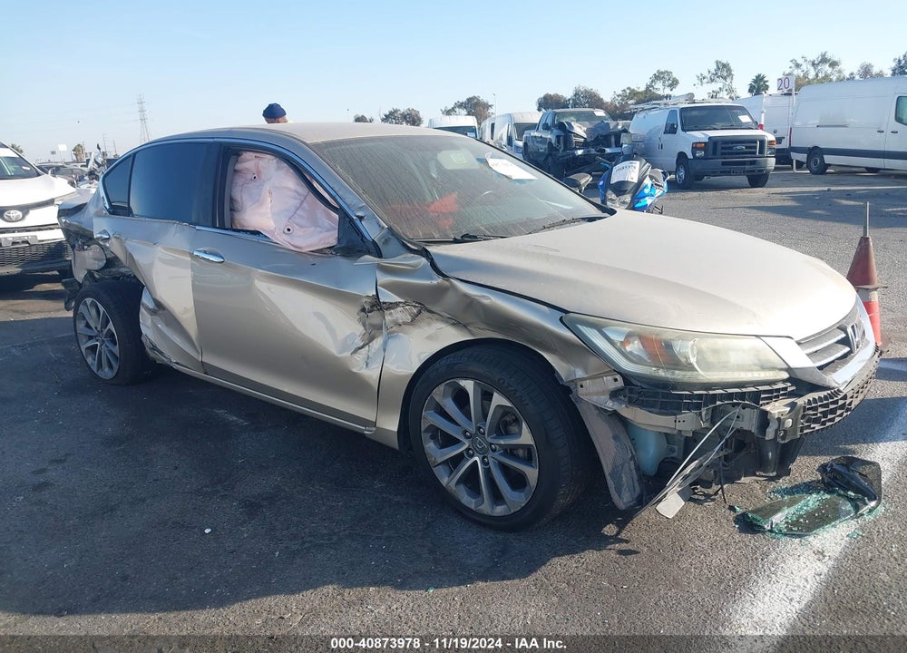 2015 HONDA ACCORD SPORT VIN: 1HGCR2F52FA136121