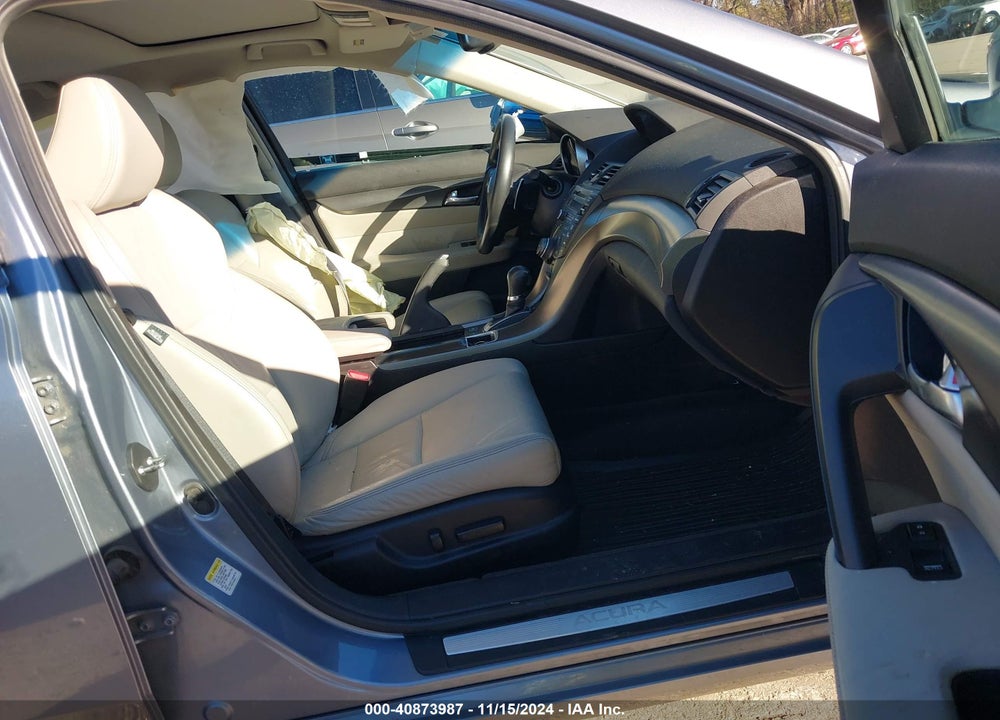 2012 ACURA TL 3.7 VIN: 19UUA9F50CA001607