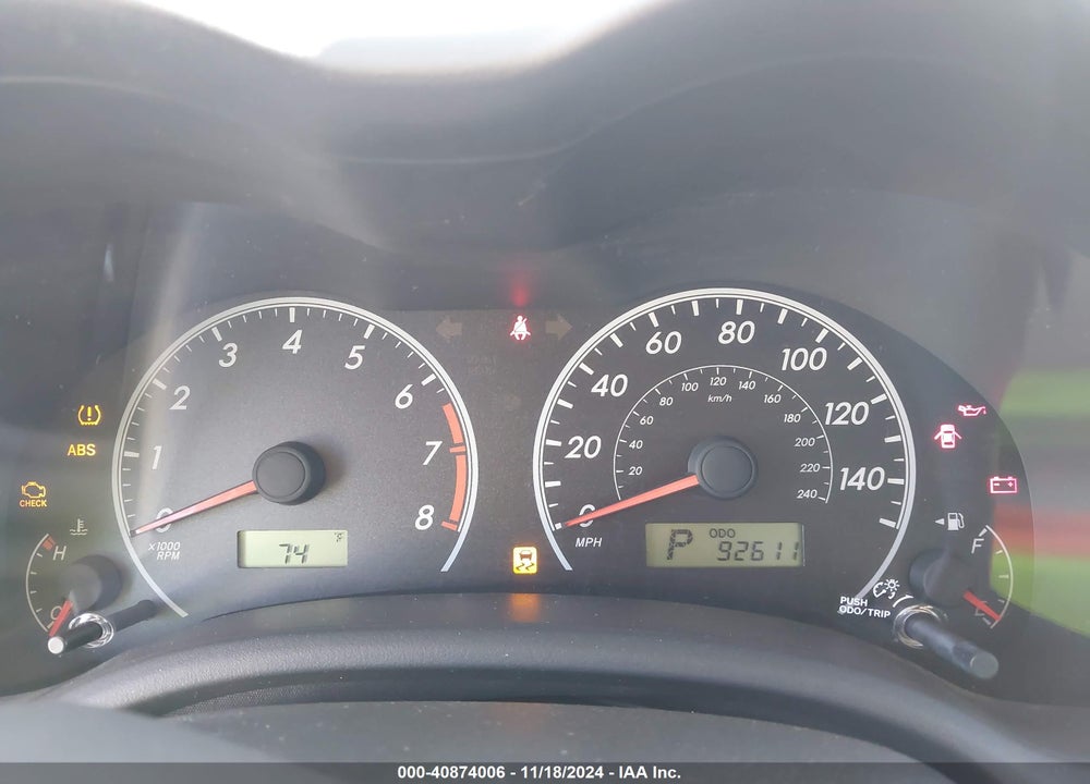 2011 TOYOTA COROLLA LE VIN: 2T1BU4EE8BC735620