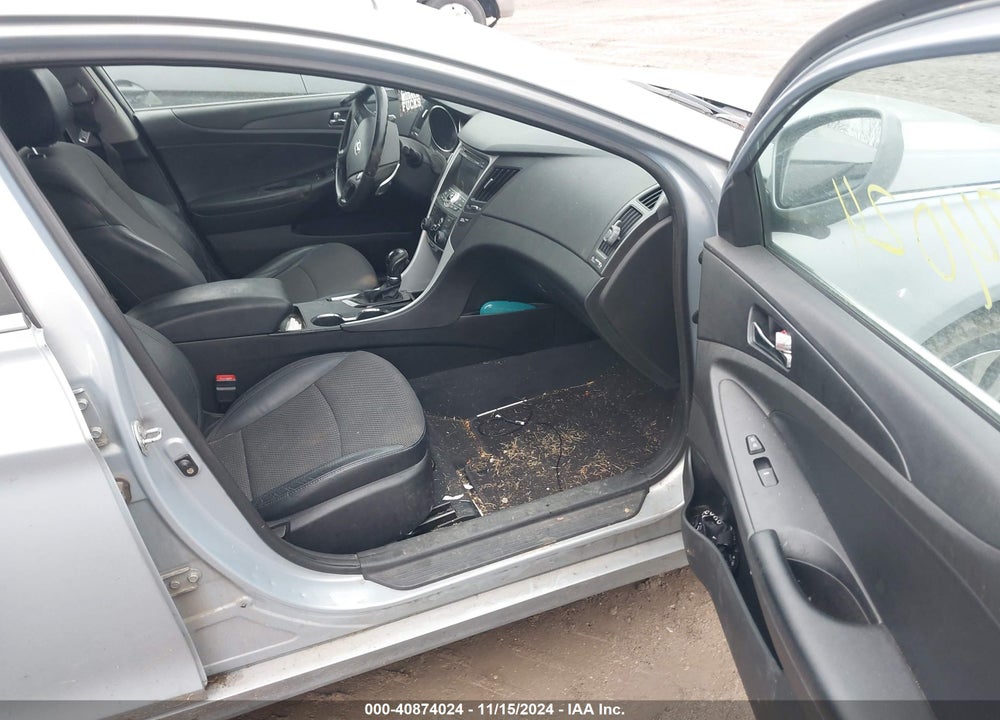 2011 HYUNDAI SONATA SE VIN: 5NPEC4AC2BH196865