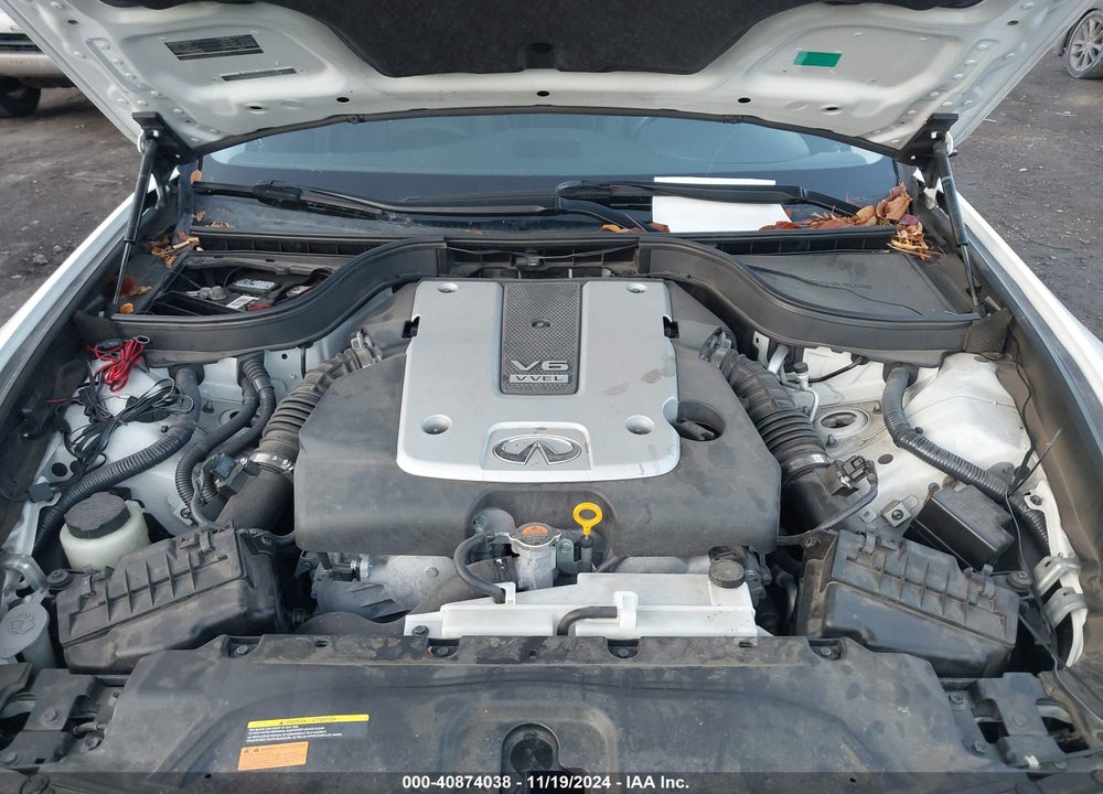 2015 INFINITI Q40 VIN: JN1CV6AP4FM500230