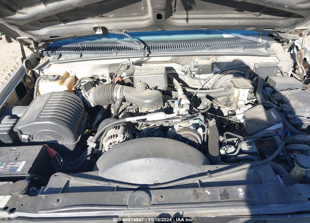 1999 CHEVROLET TAHOE LS VIN: 1GNEC13R7XJ538722