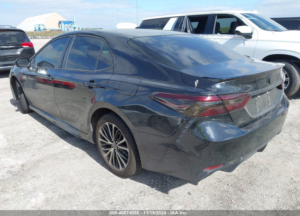 2018 TOYOTA CAMRY SE VIN: JTNB11HK3J3038531