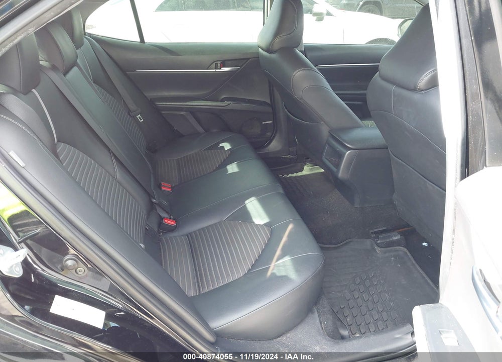 2018 TOYOTA CAMRY SE VIN: JTNB11HK3J3038531