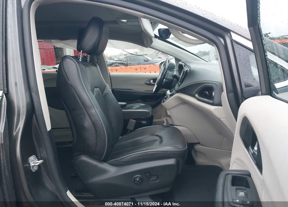 2019 CHRYSLER PACIFICA VIN: 2C4RC1GG1KR609369