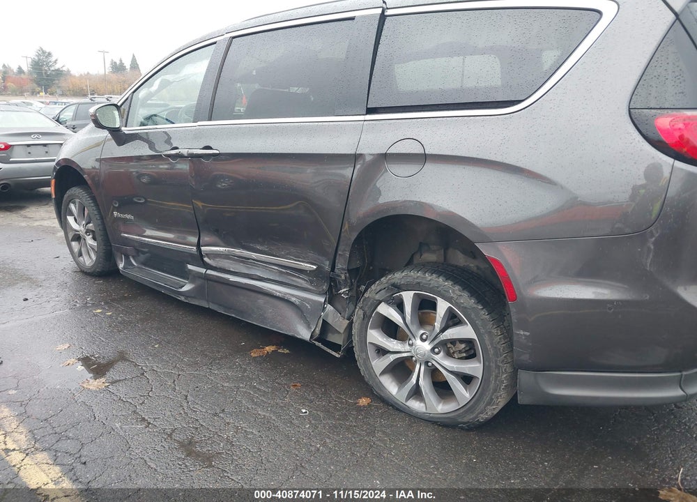 2019 CHRYSLER PACIFICA VIN: 2C4RC1GG1KR609369