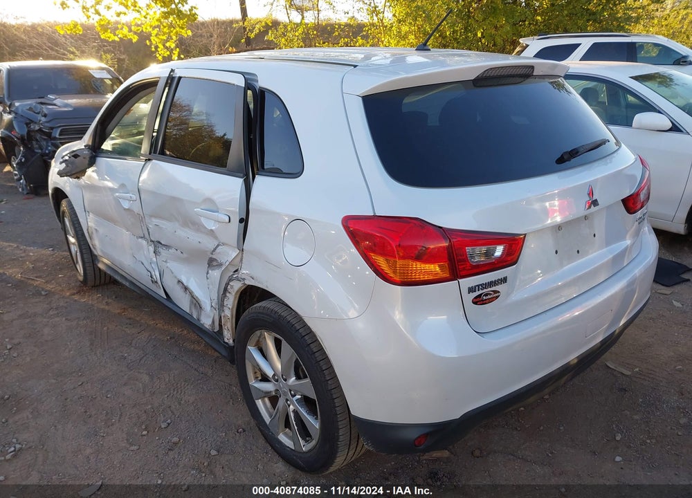2015 MITSUBISHI OUTLANDER SPORT ES VIN: 4A4AP3AU5FE001586