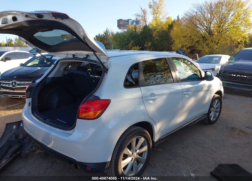 2015 MITSUBISHI OUTLANDER SPORT ES VIN: 4A4AP3AU5FE001586
