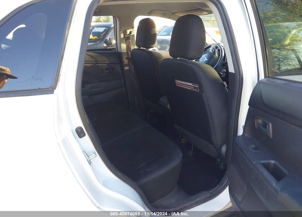 2015 MITSUBISHI OUTLANDER SPORT ES VIN: 4A4AP3AU5FE001586