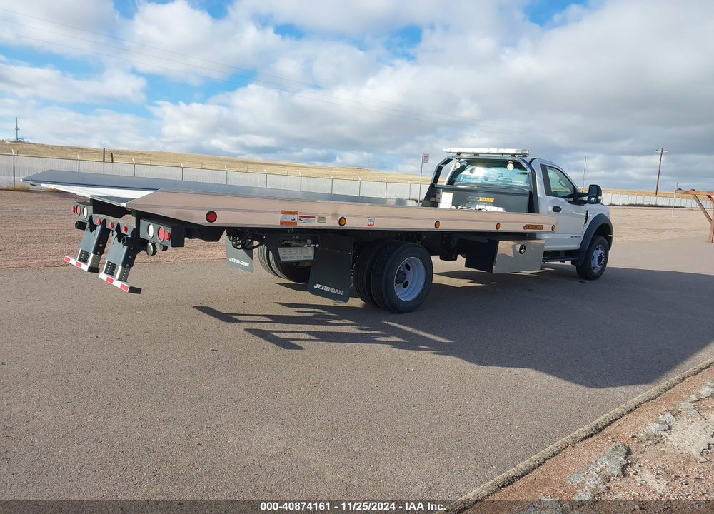 2021 FORD F-600 CHASSIS XL VIN: 1FDFF6KT3MDA14343