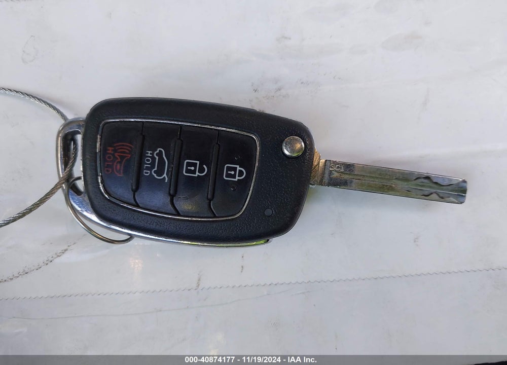 2019 HYUNDAI TUCSON SE VIN: KM8J2CA44KU872626