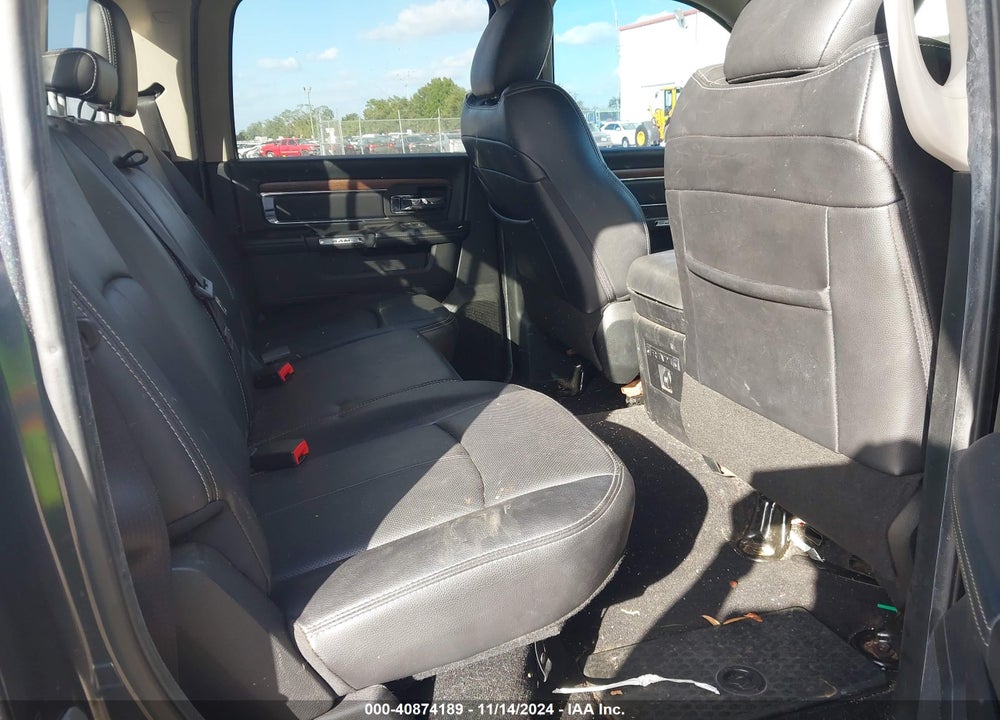2017 RAM 1500 LAIE  4X4 5'7 BOX VIN: 1C6RR7NM8HS872063
