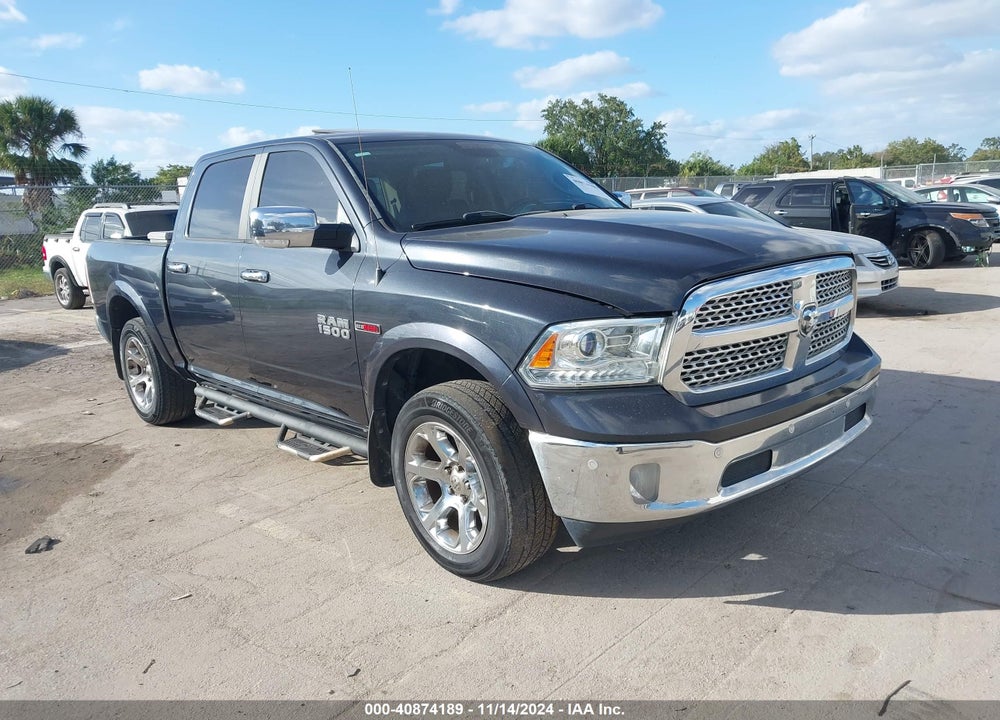 2017 RAM 1500 LAIE  4X4 5'7 BOX VIN: 1C6RR7NM8HS872063